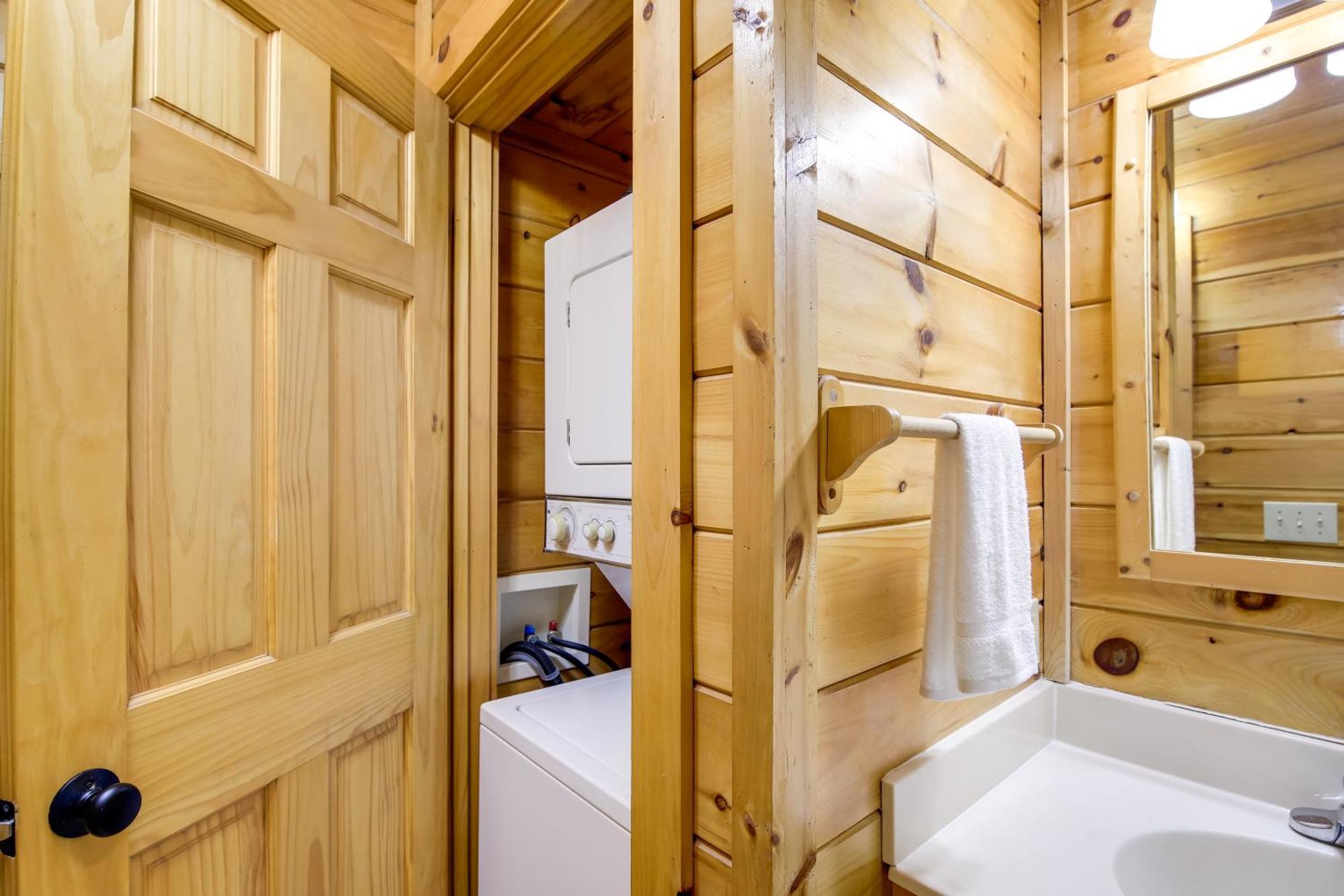 Pigeon Forge Vacation Rental With Private Hot Tub! Bagian luar foto